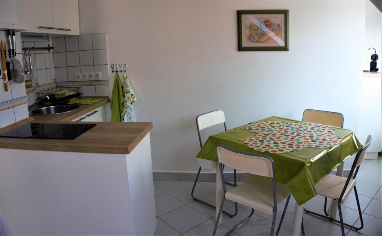 Nefelejcs Apartmanhaz Gyenesdiás Exteriér fotografie