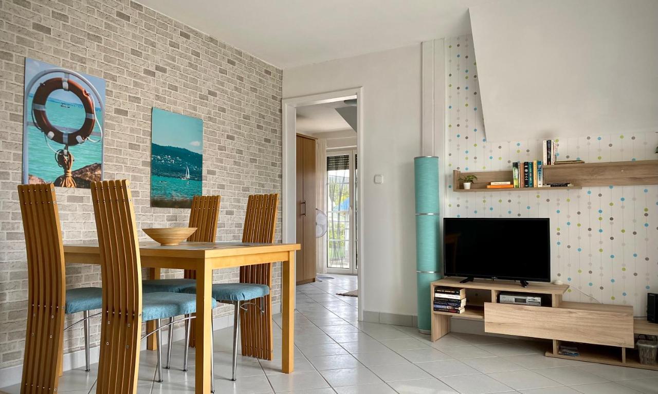 Nefelejcs Apartmanhaz Gyenesdiás Exteriér fotografie