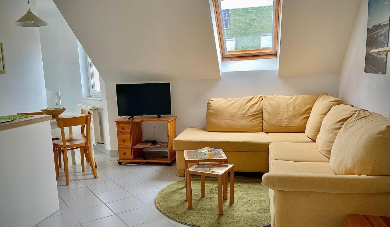 Nefelejcs Apartmanhaz Gyenesdiás Exteriér fotografie